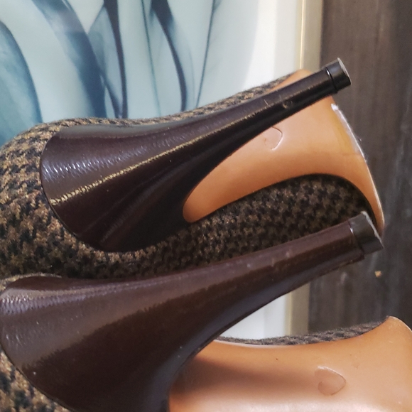 EUC Moschino Pumps - Picture 8 of 8